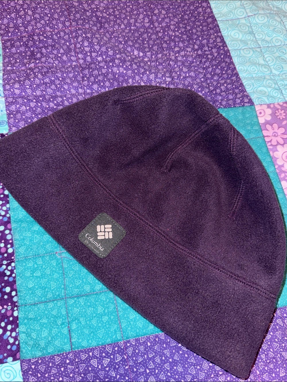 Columbia fleece beanie plum  purple with an Omni-Heat reflective lining